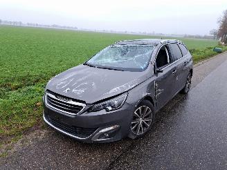 disassembly passenger cars Peugeot 308 1.2 THP 2016/6