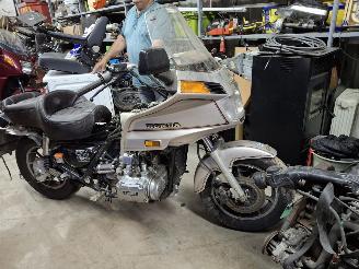 krockskadad bil motor Honda  GL 1200 INTERSTATE 1989/4