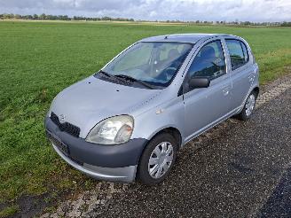 Auto incidentate Toyota Yaris 1.4 D4D 2002/9
