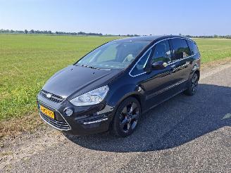 krockskadad bil auto Ford S-Max 1.6 16v SCTI 2011/9