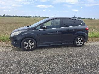 damaged passenger cars Ford C-Max 1.6 TDCI 2013/9