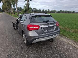 Mercedes GLA 180D picture 2