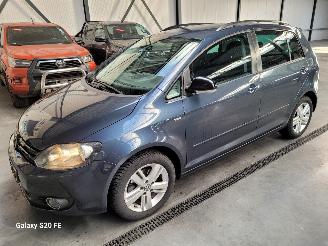 Coche accidentado Volkswagen Golf plus 1.2 TSi 77-KW DSG Automaat MATCH 2012/12