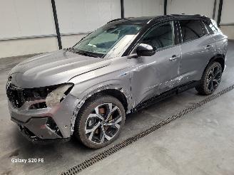 krockskadad bil auto Renault Austral 1.2 E-Tech 147-KW Automaat Esprit Alpine 2024/6