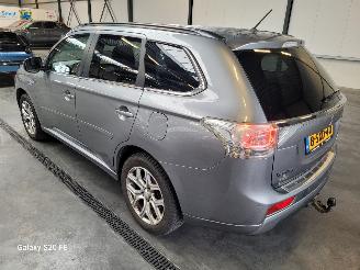 Mitsubishi Outlander 2.0 PHEV 89-KW Automaat Instyle 4-WD picture 2