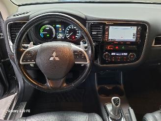 Mitsubishi Outlander 2.0 PHEV 89-KW Automaat Instyle 4-WD picture 17