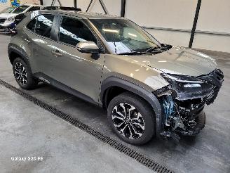 Vaurioauto  passenger cars Toyota Yaris Cross Hybrid 1.5 68-KW Automaat 5drs 2024/4