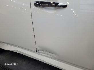 Nissan Leaf 160-KW 62kwh Automaat 5drs N-Connecta picture 2