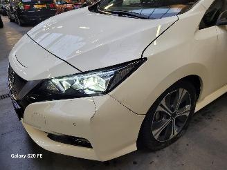 Nissan Leaf 160-KW 62kwh Automaat 5drs N-Connecta picture 6