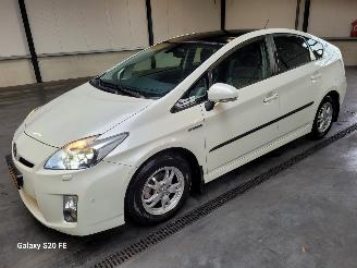 damaged passenger cars Toyota Prius Hybrid 1.8 73-KW Automaat Dynamic 2011/4