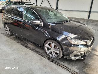 krockskadad bil auto Peugeot 308 SW 1.5 HDi 96-KW Automaat GT-Line Panoramadak 2019/6