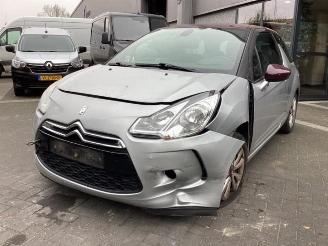 demontáž osobní automobily Citroën DS3 DS3 (SA), Hatchback, 2009 / 2015 1.4 16V VTi 2010/8