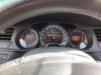 Vrakbiler auto Citroën C5 C5 III Tourer (RW), Combi, 2008 / 2017 1.6 16V THP 155 2010/6
