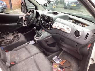 Peugeot Partner Partner (GC/GF/GG/GJ/GK), Van, 2008 / 2018 1.6 HDI 90 picture 9