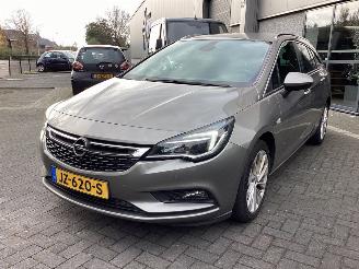 Schadeauto Opel Astra 1.0 Business 2016/7