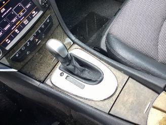 Mercedes E-klasse 240 Avantgarde picture 13