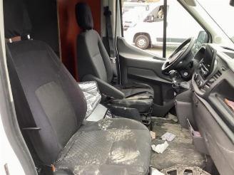 Ford Transit Transit, Van, 2013 2.0 TDCi 16V Eco Blue 130 RWD picture 10