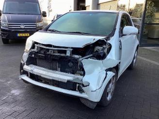 Auto da rottamare Toyota iQ iQ, Hatchback 3-drs, 2009 / 2015 1.0 12V VVT-i 2009/9