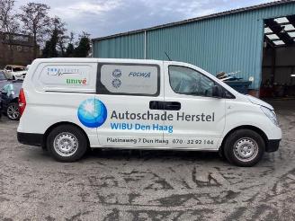 Hyundai H-300 H-300, Van, 2008 2.5 CRDi picture 4