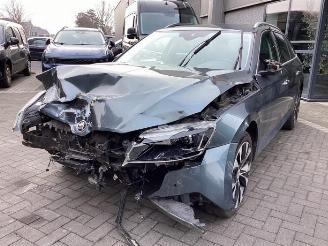Coche siniestrado Skoda Superb Superb Combi (3V5), Combi, 2015 / 2024 1.6 TDI 2017/9