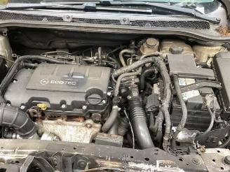 Opel Astra Astra J (PC6/PD6/PE6/PF6), Hatchback 5-drs, 2009 / 2015 1.4 Turbo 16V picture 11