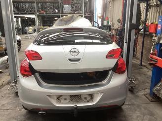 Opel Astra Astra J (PC6/PD6/PE6/PF6), Hatchback 5-drs, 2009 / 2015 1.4 Turbo 16V picture 12