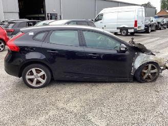 Volvo V-40 V40 (MV), Hatchback 5-drs, 2012 / 2019 1.6 T2 GTDi 16V picture 4