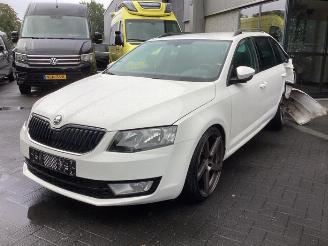 rozbiórka samochody osobowe Skoda Octavia Octavia Combi (5EAC), Combi 5-drs, 2012 / 2020 1.4 TSI 16V 2014/7