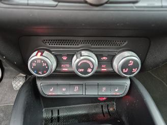 Audi A1 1.2 TSI Ambition PANO picture 17