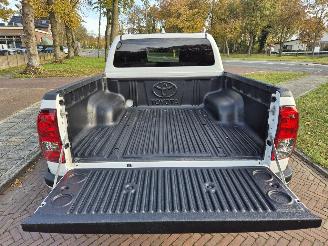 Toyota Hilux 2.4 D-4D Double Cab Professional picture 5