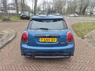 Mini Cooper 1.5 COOPER BUSINESS EDITION picture 5