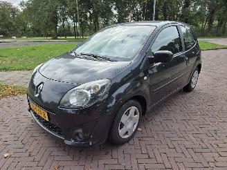 krockskadad bil auto Renault Twingo 1.5 DCI DYNAMIQUE 2011/2