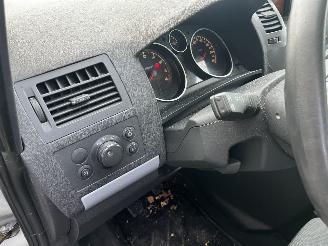 Opel Zafira 1.8 Enjoy Airco 7 persoons picture 10