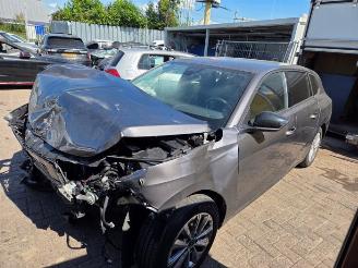 Vrakbiler auto Opel Astra Astra L Sports Tourer (F4/FC/FN/FR), Combi, 2021 1.2 Turbo 110 12V 2023/6