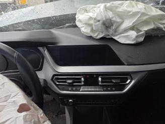 Coche siniestrado BMW 1-serie 1 serie (F40), Hatchback, 2019 118i 1.5 TwinPower 12V 2019/10