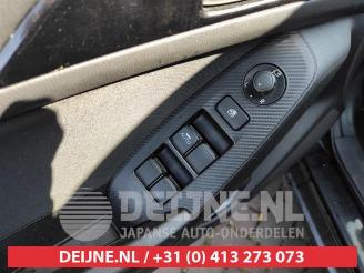 Mazda 3 3 (BM/BN), Hatchback, 2013 / 2019 2.2 SkyActiv-D 150 16V picture 10