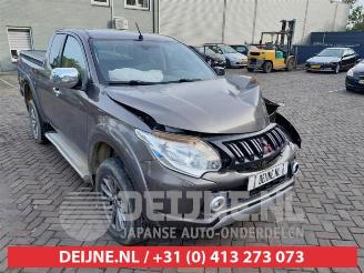 Mitsubishi L-200 L-200, Pick-up, 1986 / 1996 2.4 Clean Diesel 4WD picture 1