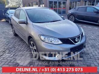 Auto da rottamare Nissan Pulsar Pulsar (C13), Hatchback, 2013 1.2 DIG-T 16V 2014/10