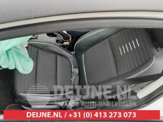 Kia Rio Rio IV (YB), Hatchback, 2017 1.0i T-GDi 100 12V picture 16