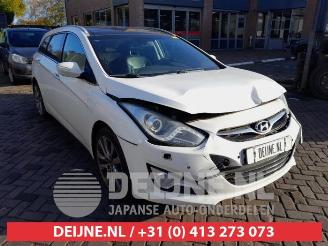 Dezmembrări autoturisme Hyundai I-40 i40 CW (VFC), Combi, 2011 / 2019 2.0 GDI 16V 2013/12