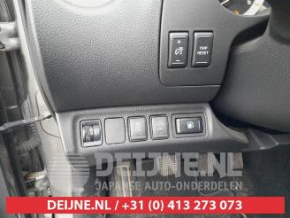 Nissan Navara  picture 22