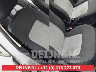 Hyundai I-10 i10 (F5), Hatchback, 2007 / 2013 1.1i 12V picture 16