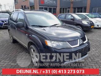 demontáž osobní automobily Mitsubishi Outlander Outlander (CW), SUV, 2006 / 2012 2.0 DI-D 16V 4x4 2007/2