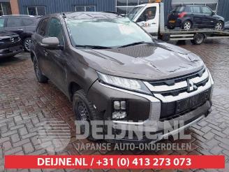 Vrakbiler auto Mitsubishi ASX ASX, SUV, 2010 / 2023 2.0 MIVEC 16V 2019