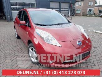  Nissan Leaf Leaf (ZE0), Hatchback, 2010 / 2017 Leaf 2016/2