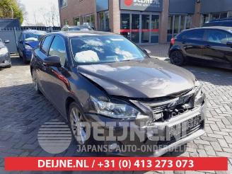 Salvage car Lexus Ct CT 200h, Hatchback, 2010 1.8 16V 2012/3