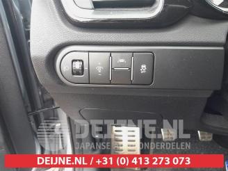 Kia Cee d Ceed (CDB5/CDBB), Hatchback 5-drs, 2018 1.0i T-GDi 12V picture 24