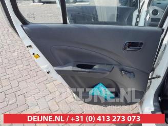 Suzuki Celerio Celerio (LF), Hatchback 5-drs, 2014 1.0 12V picture 12