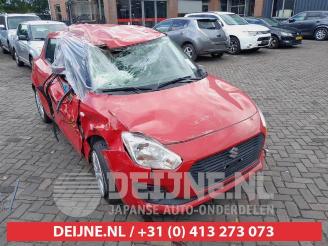 Auto da rottamare Suzuki Swift Swift (ZC/ZD), Hatchback 5-drs, 2017 1.2 Dual Jet 16V 2019