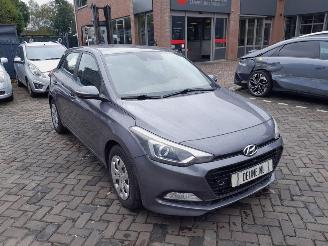 skadebil auto Hyundai I-20  2016/7